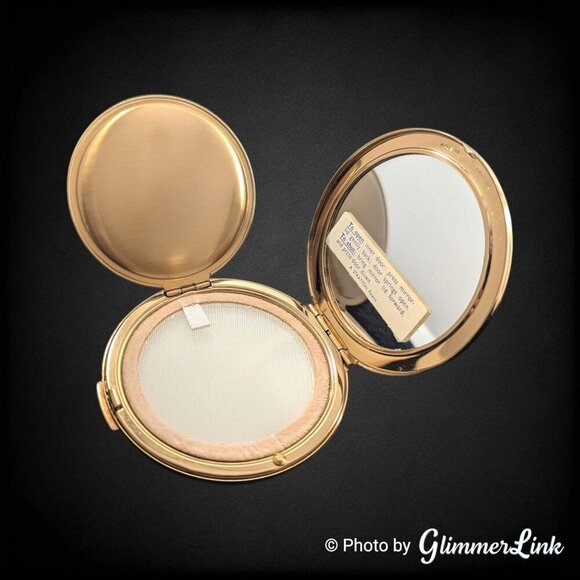 Vintage 1950 Stratton Crinoline Lady Garden Scene Gold Tone Compact - Picture 5 of 10